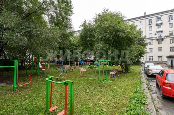 
   Продам 3-комнатную, 65.4 м², Ленина ул, 20

. Фото 5.