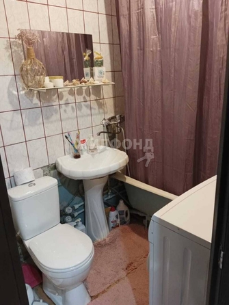 
   Продам 1-комнатную, 28.9 м², Южный мкр, 44

. Фото 5.