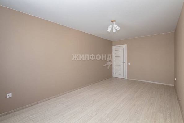 
   Продам 1-комнатную, 36 м², Ключевая ул, 59/2

. Фото 3.