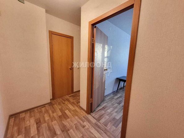 
   Продам 1-комнатную, 32 м², Петухова ул, 95/4

. Фото 8.