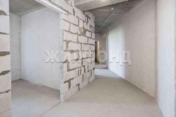 
  Продается 3-комн. квартира, 67.3 м², Есенина ул, д. 67
. Фото 19.