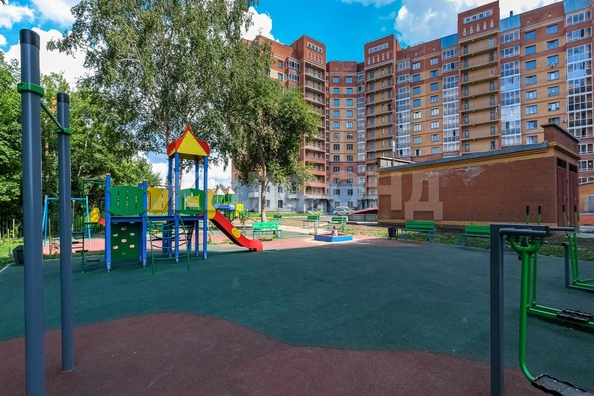 
  Продается 3-комн. квартира, 67.3 м², Есенина ул, д. 67
. Фото 26.
