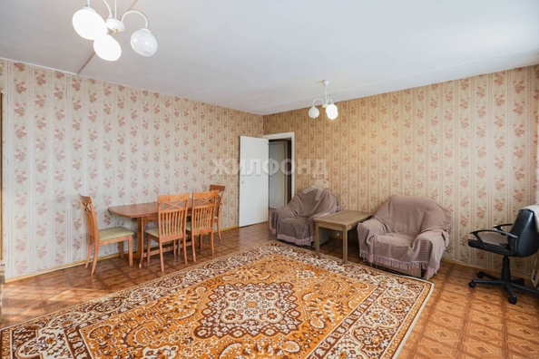 
   Продам 3-комнатную, 91.7 м², Немировича-Данченко ул, 120/5

. Фото 3.