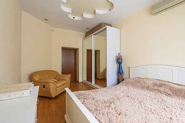 
   Продам 3-комнатную, 80 м², Коммунистическая ул, 26

. Фото 12.