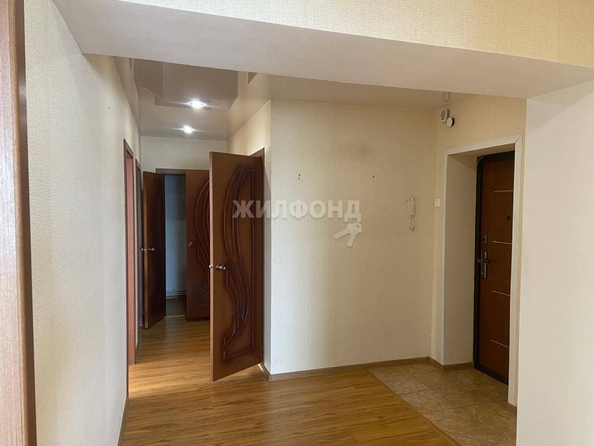 
   Продам 3-комнатную, 76.4 м², Кожемякина ул, 179

. Фото 13.