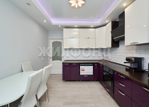
  Продается 3-комн. квартира, 71.6 м², Танковая ул, д. 32
. Фото 5.