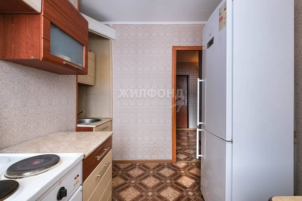 
   Продам 3-комнатную, 59.9 м², Новосибирская ул, 7

. Фото 4.