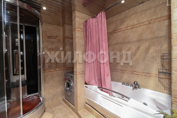 
   Продам 4-комнатную, 134.6 м², Новая Заря ул, 53

. Фото 14.