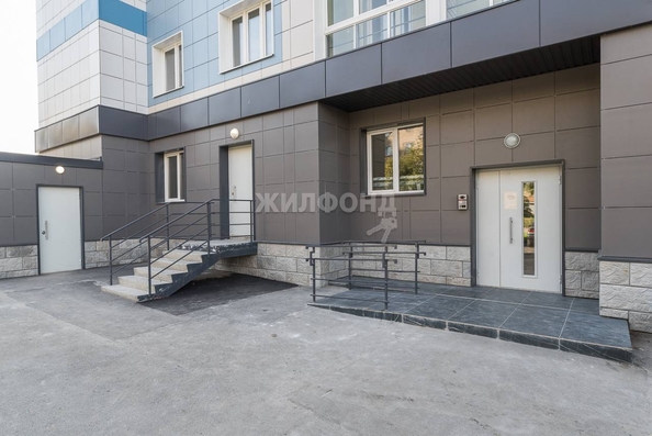 
   Продам 1-комнатную, 36.8 м², Столетова ул, 17

. Фото 32.