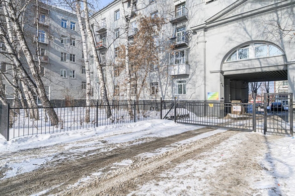 
   Продам 2-комнатную, 69.9 м², Пархоменко ул, 8

. Фото 5.