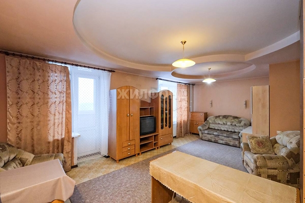 
   Продам 2-комнатную, 89.9 м², Заречная ул, 4

. Фото 1.