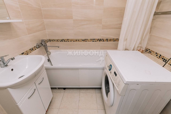 
   Продам 1-комнатную, 40.2 м², Николая Сотникова ул, 9/1

. Фото 5.