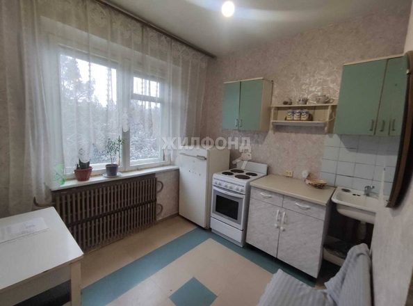 
   Продам 1-комнатную, 29.1 м², Экваторная ул, 14

. Фото 2.