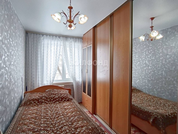 
   Продам 2-комнатную, 42.7 м², Связистов ул, 121

. Фото 1.