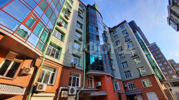 
   Продам 3-комнатную, 188.8 м², Щетинкина ул, 49

. Фото 21.