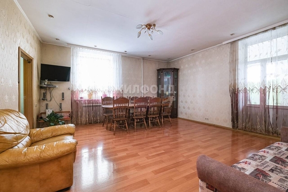 
   Продам 3-комнатную, 89.2 м², Мира ул, 20

. Фото 2.