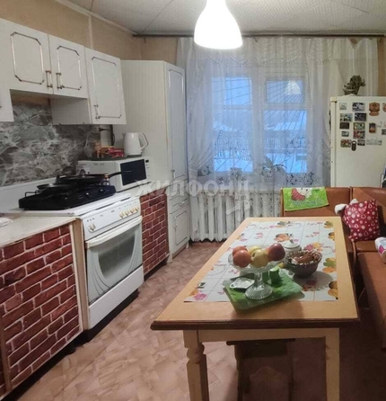 
   Продам дом, 73.8 м², Новосибирск

. Фото 4.