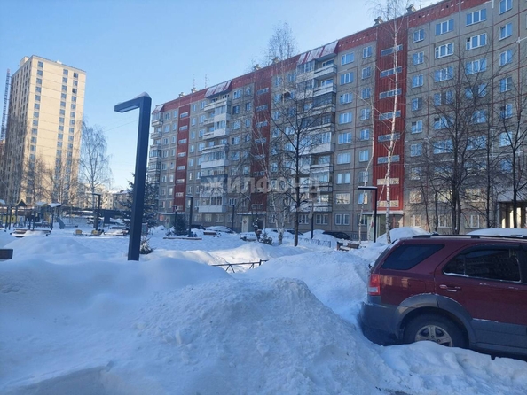 
   Продам 3-комнатную, 58.2 м², Авиастроителей ул, 1

. Фото 1.