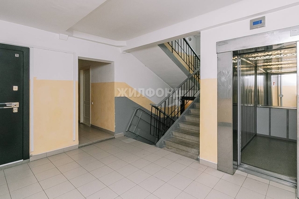 
   Продам 3-комнатную, 77.3 м², 2-й (4 мкр.) кв-л, 204/1

. Фото 20.