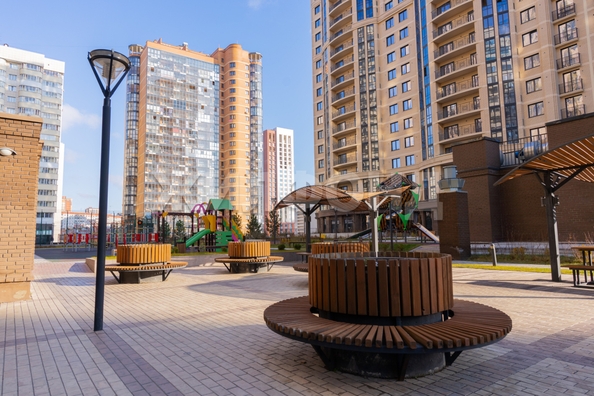 
   Продам 1-комнатную, 41 м², Дуси Ковальчук ул, 248/1

. Фото 9.