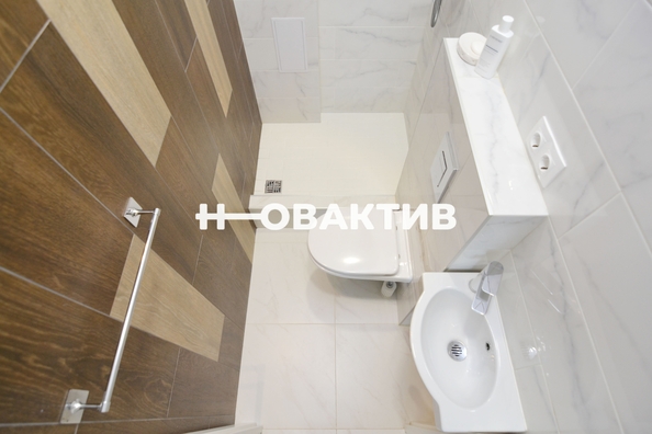 
   Продам 3-комнатную, 87.5 м², Красный пр-кт, 222/3

. Фото 21.