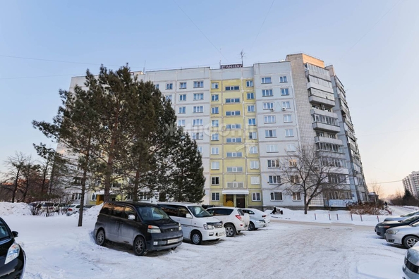 
   Продам 3-комнатную, 63.7 м², 2-й (4 мкр.) кв-л, 212

. Фото 18.