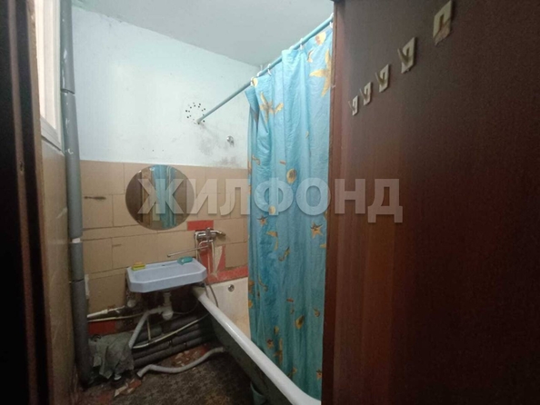 
   Продам комнату, 18.2 м², Театральная ул, 9а

. Фото 3.