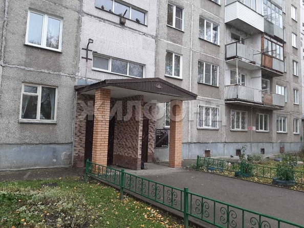 
   Продам 3-комнатную, 59.8 м², Невельского ул, 61

. Фото 16.