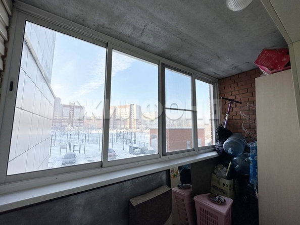 
   Продам 3-комнатную, 71.9 м², 2-й (4 мкр.) кв-л, 233

. Фото 16.
