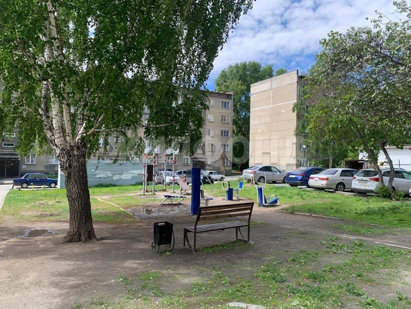 
  Продается 4-комн. квартира, 84.7 м², Троллейная ул, д. 22
. Фото 8.