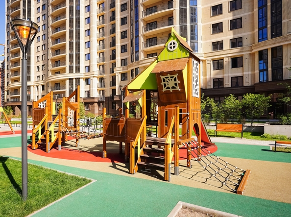 
   Продам 2-комнатную, 76.9 м², Дуси Ковальчук ул, 248/1

. Фото 13.