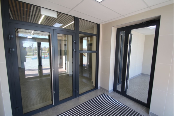 
  Продается 2-комн. квартира, 46.65 м², ЖК Радуга Сибири, дом 4
. Фото 2.