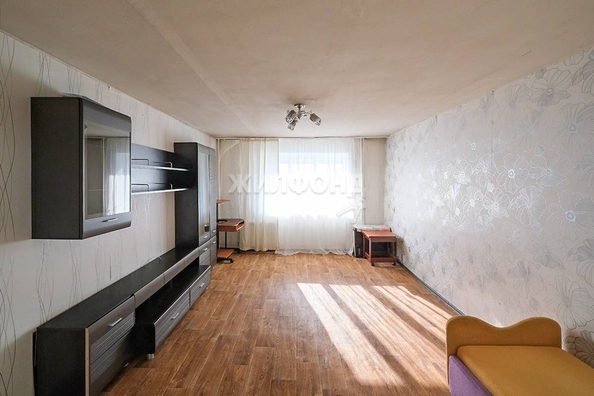 
   Продам 3-комнатную, 84.2 м², Связистов ул, 13

. Фото 5.