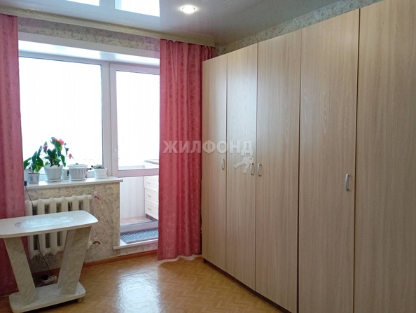 
   Продам 1-комнатную, 46.8 м², 2 кв-л, 28

. Фото 7.