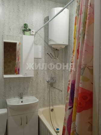 
   Продам 1-комнатную, 46.8 м², 2 кв-л, 28

. Фото 13.