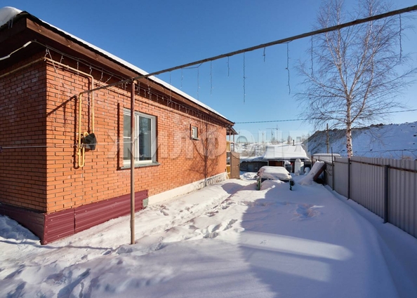 
   Продам дом, 92.5 м², Новосибирск

. Фото 2.