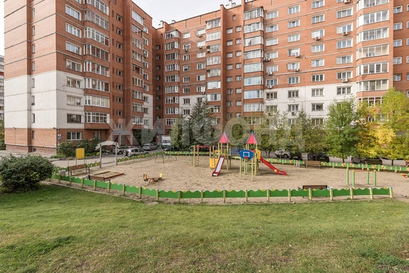 
  Продается 2-комн. квартира, 74.8 м², Кропоткина ул, д. 261/2
. Фото 13.
