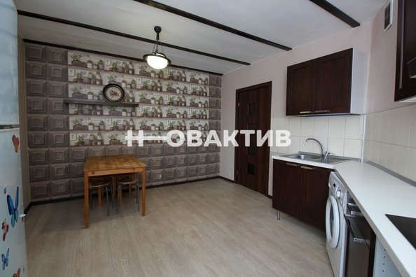 
   Продам 2-комнатную, 63.1 м², Тюленина ул, 1

. Фото 6.