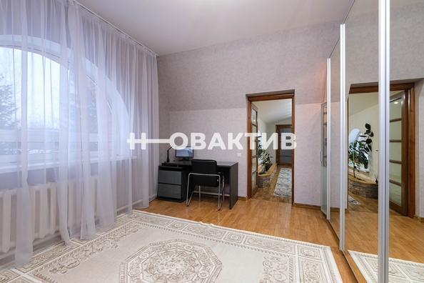 
   Продам коттедж, 300 м², Новолуговое

. Фото 16.