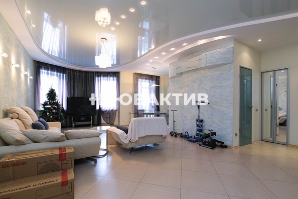 
   Продам 3-комнатную, 132.5 м², 

. Фото 5.