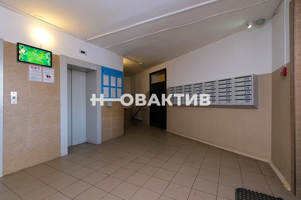 
   Продам 1-комнатную, 54.2 м², 2-й (4 мкр.) кв-л, 233

. Фото 25.