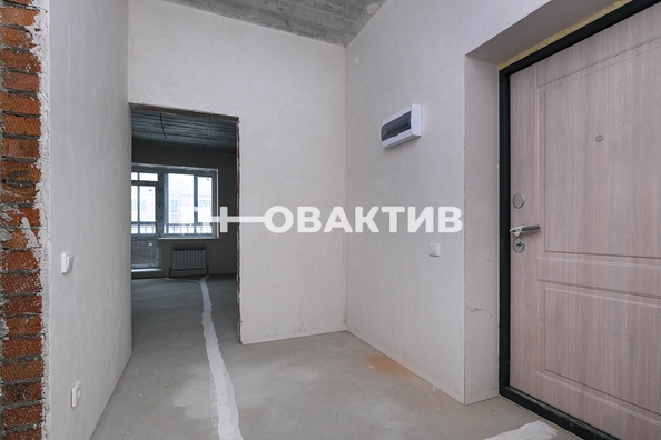 
   Продам 1-комнатную, 42 м², Солнечная ул, 53

. Фото 9.