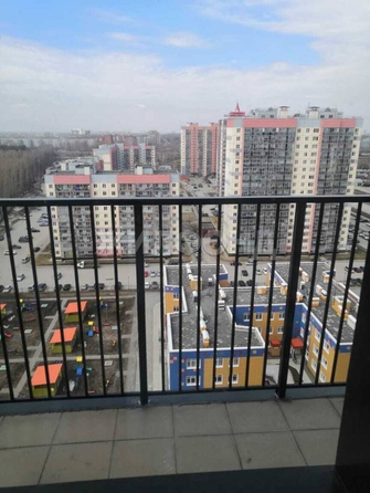 
   Продам студию, 24 м², Петухова ул, 162

. Фото 10.