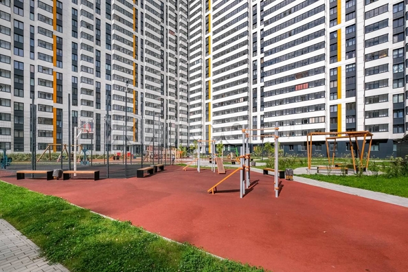 
   Продам студию, 24 м², Петухова ул, 162

. Фото 21.