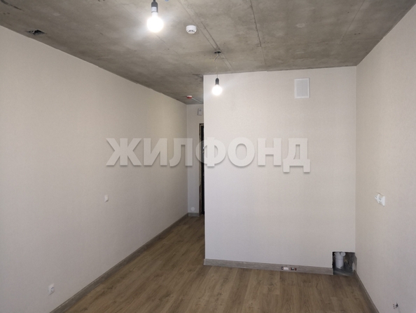 
   Продам 1-комнатную, 19 м², Забалуева ул, 102/1

. Фото 2.