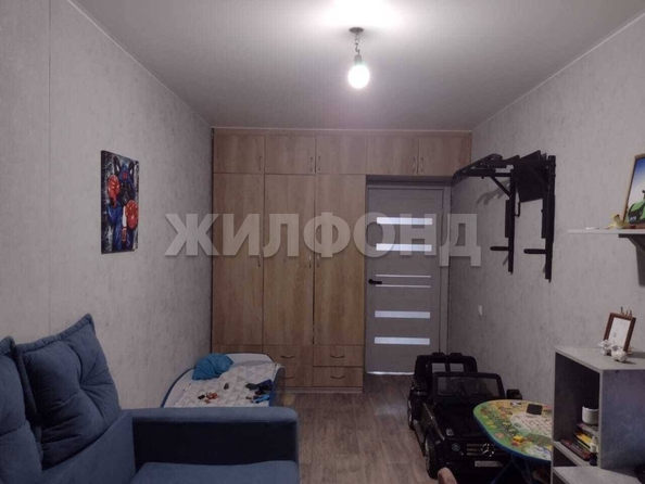 
  Продается 3-комн. квартира, 60.2 м², Полтавская ул, д. 47
. Фото 5.