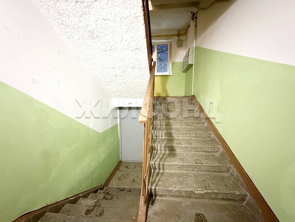 
   Продам 4-комнатную, 61 м², Петухова ул, 110

. Фото 19.