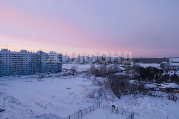 
   Продам 3-комнатную, 75.6 м², Титова ул, 232/1

. Фото 23.