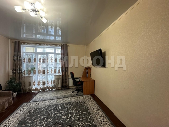 
   Продам 3-комнатную, 83.1 м², Военный городок ул, 103

. Фото 5.