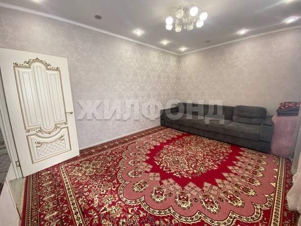 
   Продам дом, 127.8 м², Новосибирск

. Фото 2.